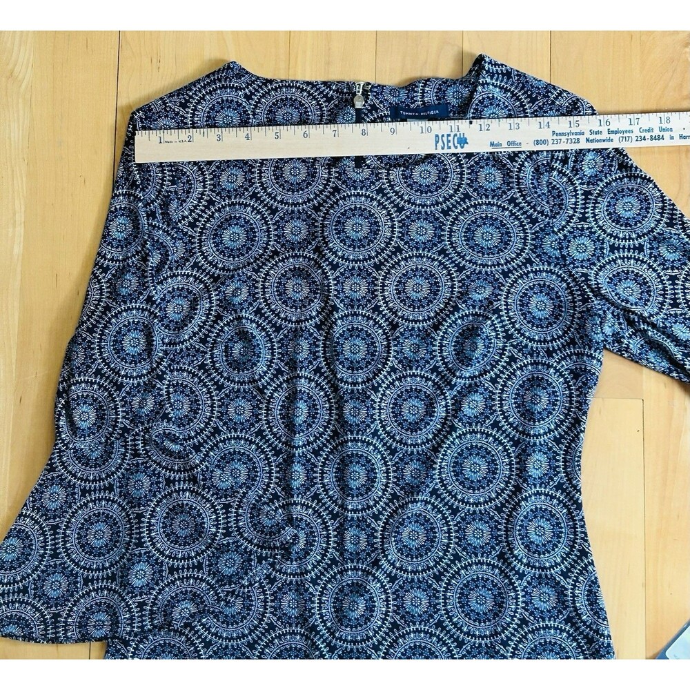 Tommy Hilfiger Dress Size 4  Bell Sleeve Knee Length New NWT - Picture 9 of 12